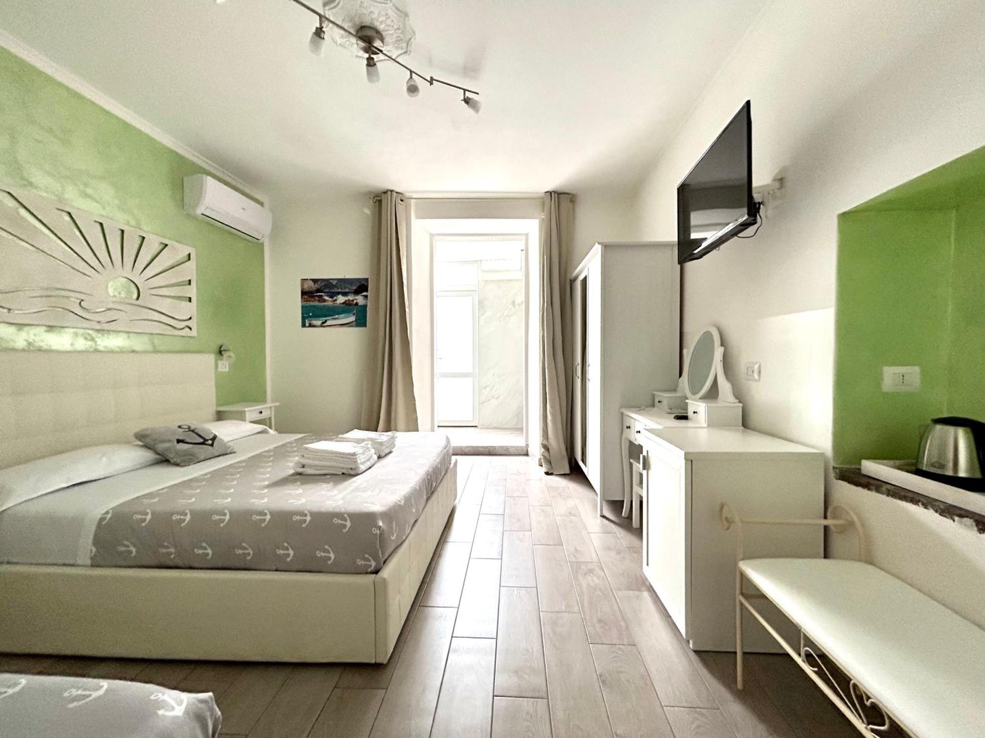 Fezzano / Portovenere Stilish Double Rooms With Sea View, Balcony Or Small Courtyard Εξωτερικό φωτογραφία